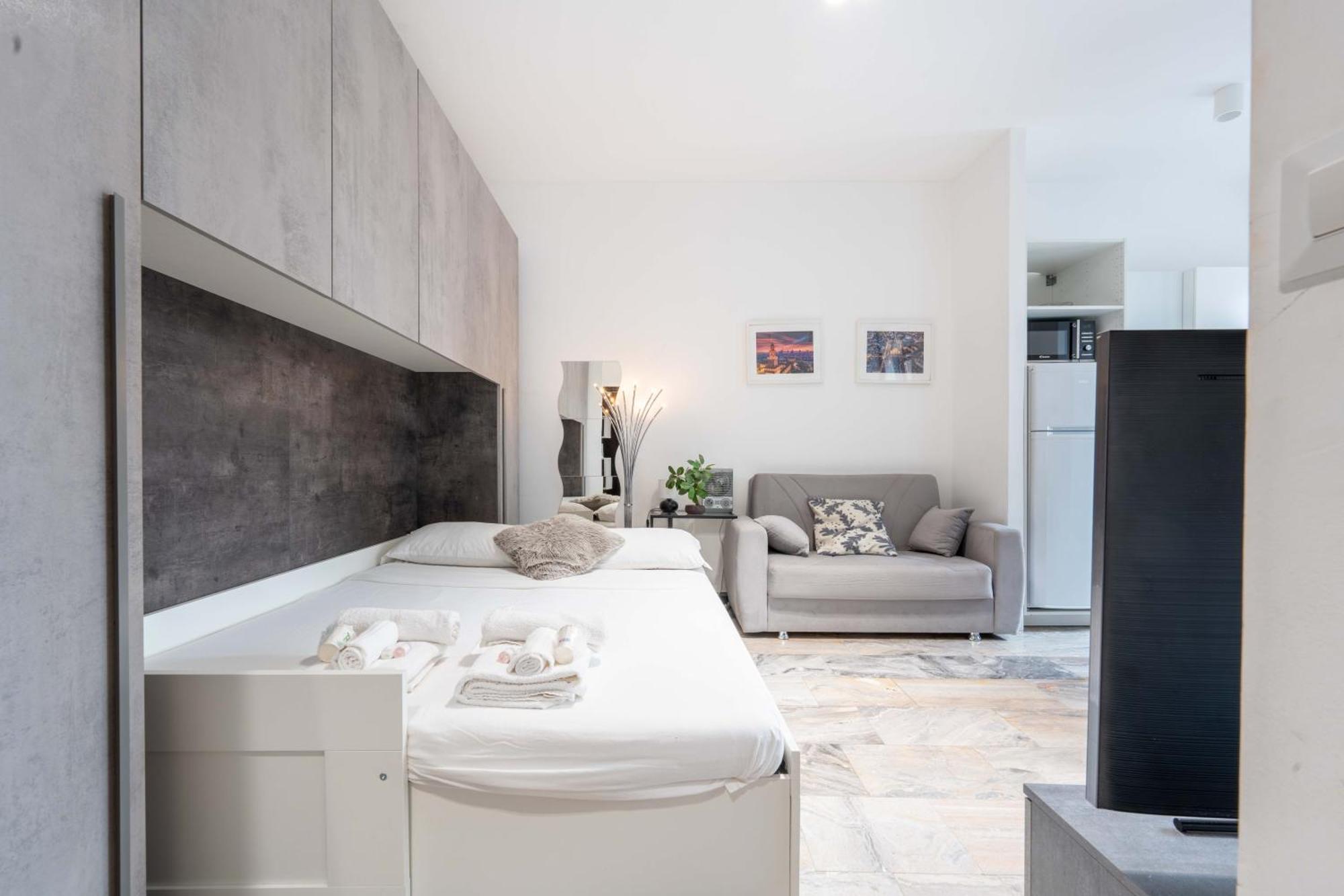 Suite 12 Milano Centro Parking Free Exterior photo